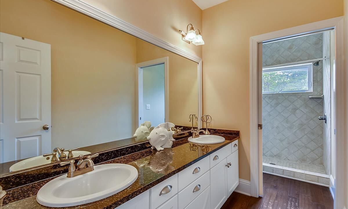 Photo of Bathroom in Sea Palm Village