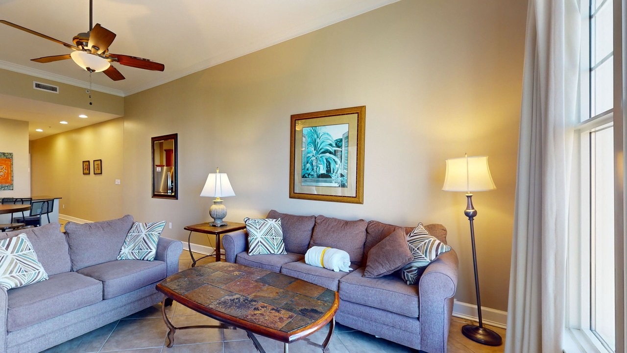 Photo of Livingroom in Upper Grand Lagoon
