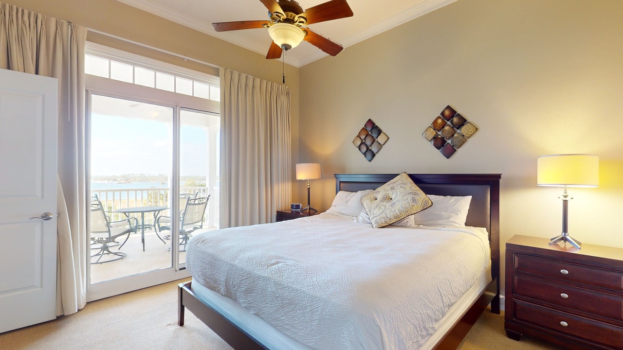 Photo of Bedroom in Upper Grand Lagoon