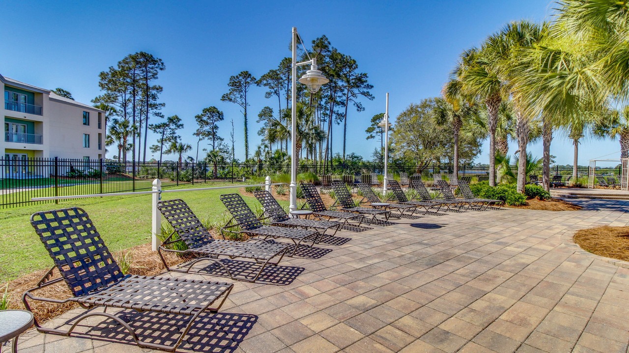 Photo of Patio Balcony in Upper Grand Lagoon