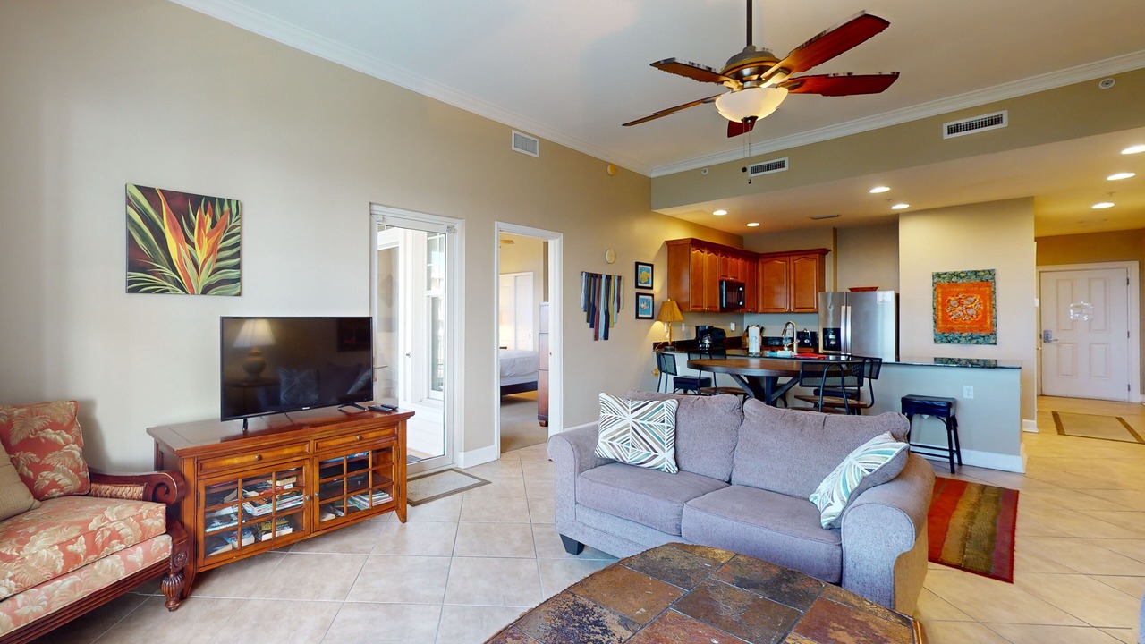 Photo of Livingroom in Upper Grand Lagoon