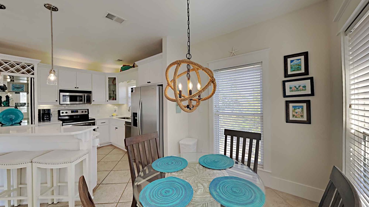 Photo of Livingroom in Lakeside at Blue Mountain Beach