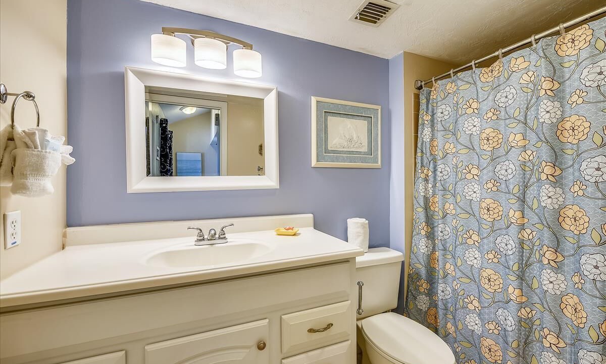 Photo of Bathroom in East End