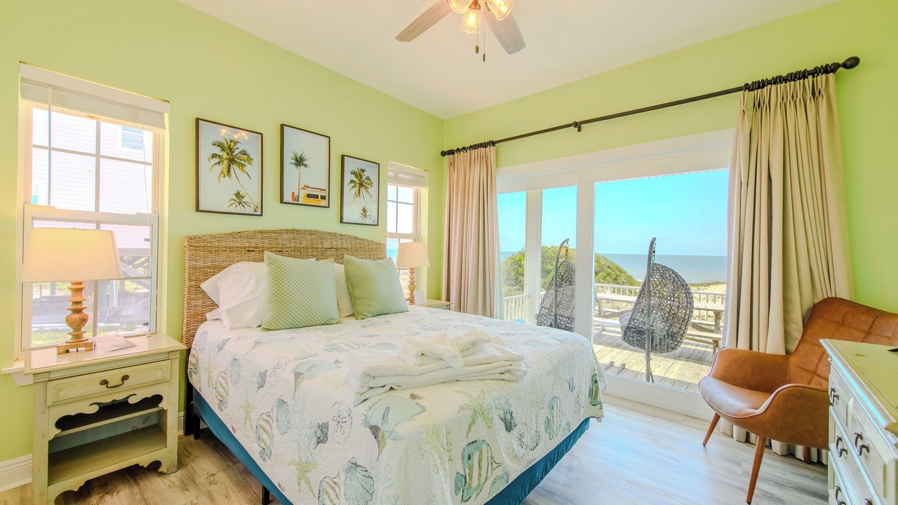 Photo of Bedroom in Sea Palm Village