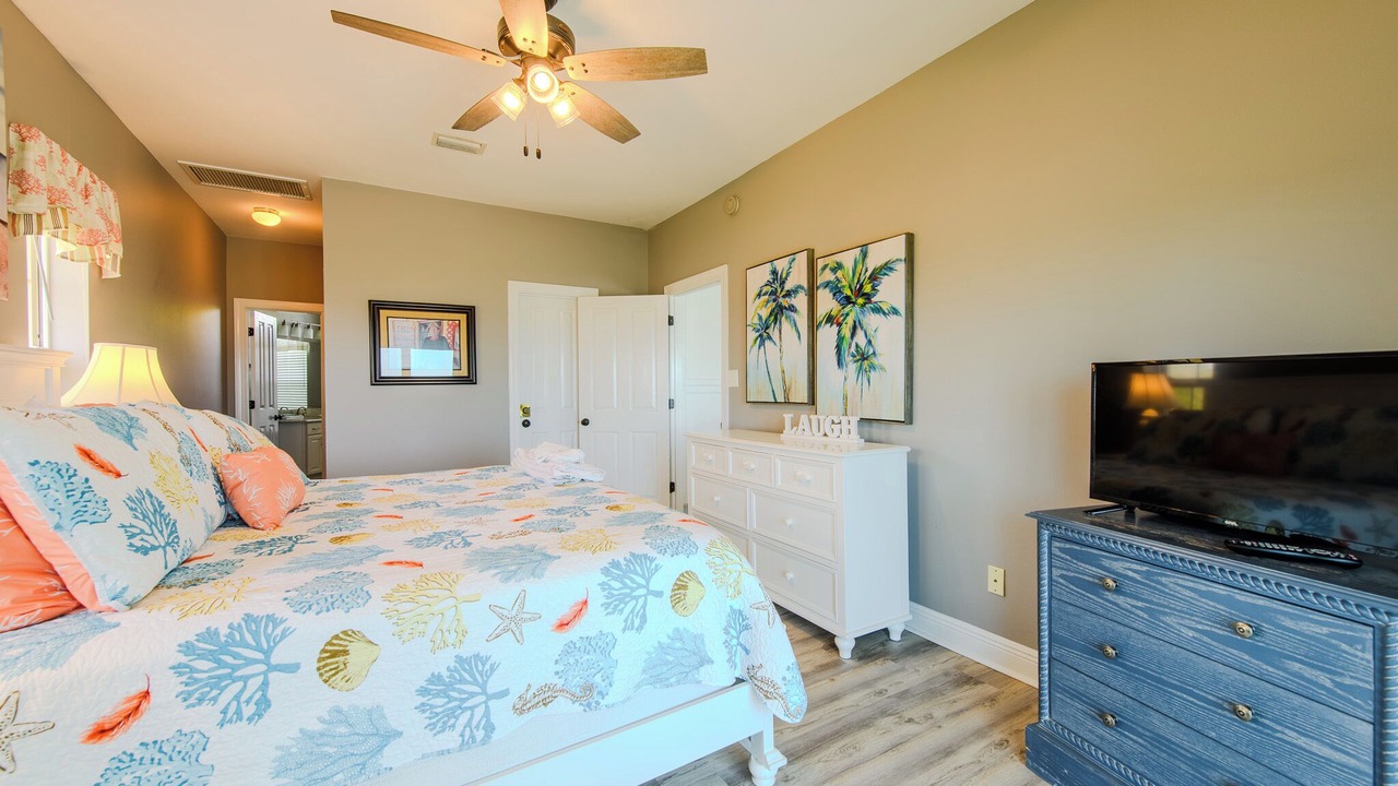 Photo of Bedroom in Sea Palm Village