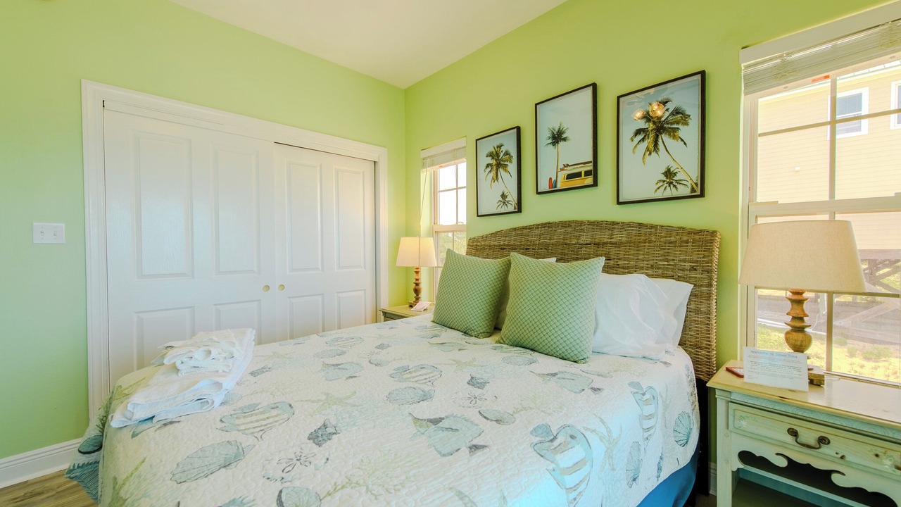 Photo of Bedroom in Sea Palm Village