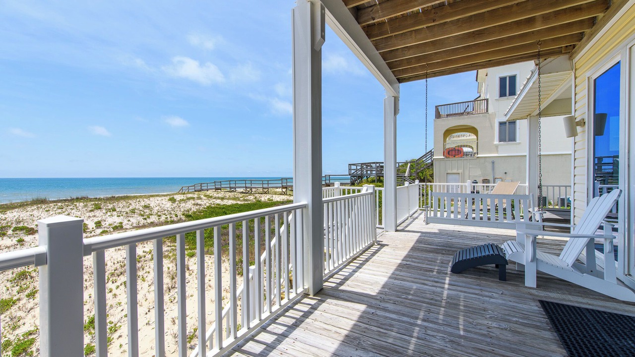 Photo of Patio Balcony in Sea Palm Village