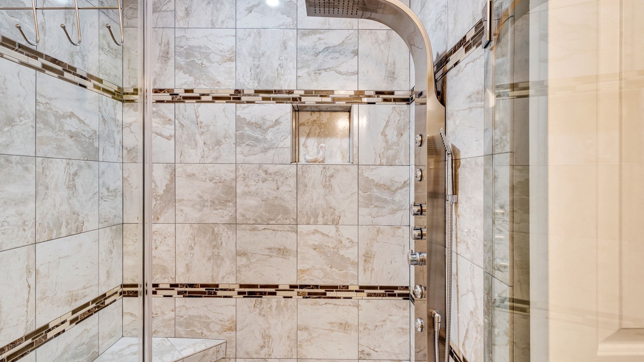 Photo of Bathroom in Upper Grand Lagoon