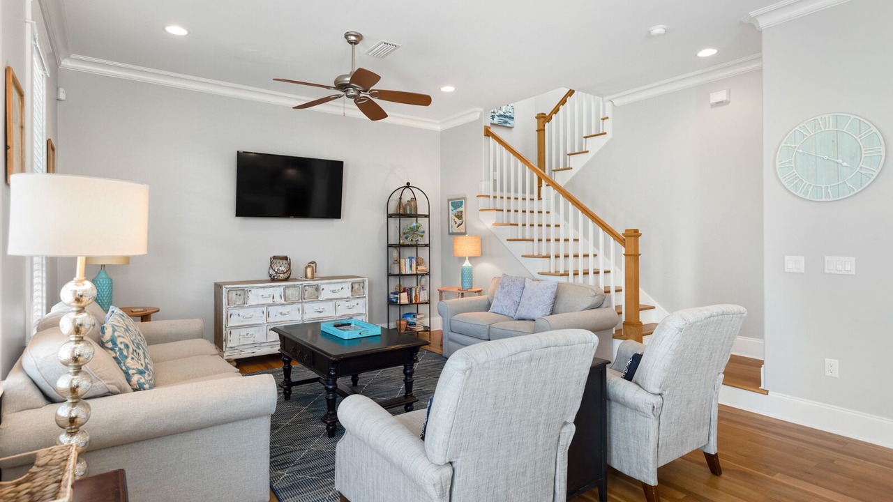 Photo of Livingroom in Lakeside at Blue Mountain Beach