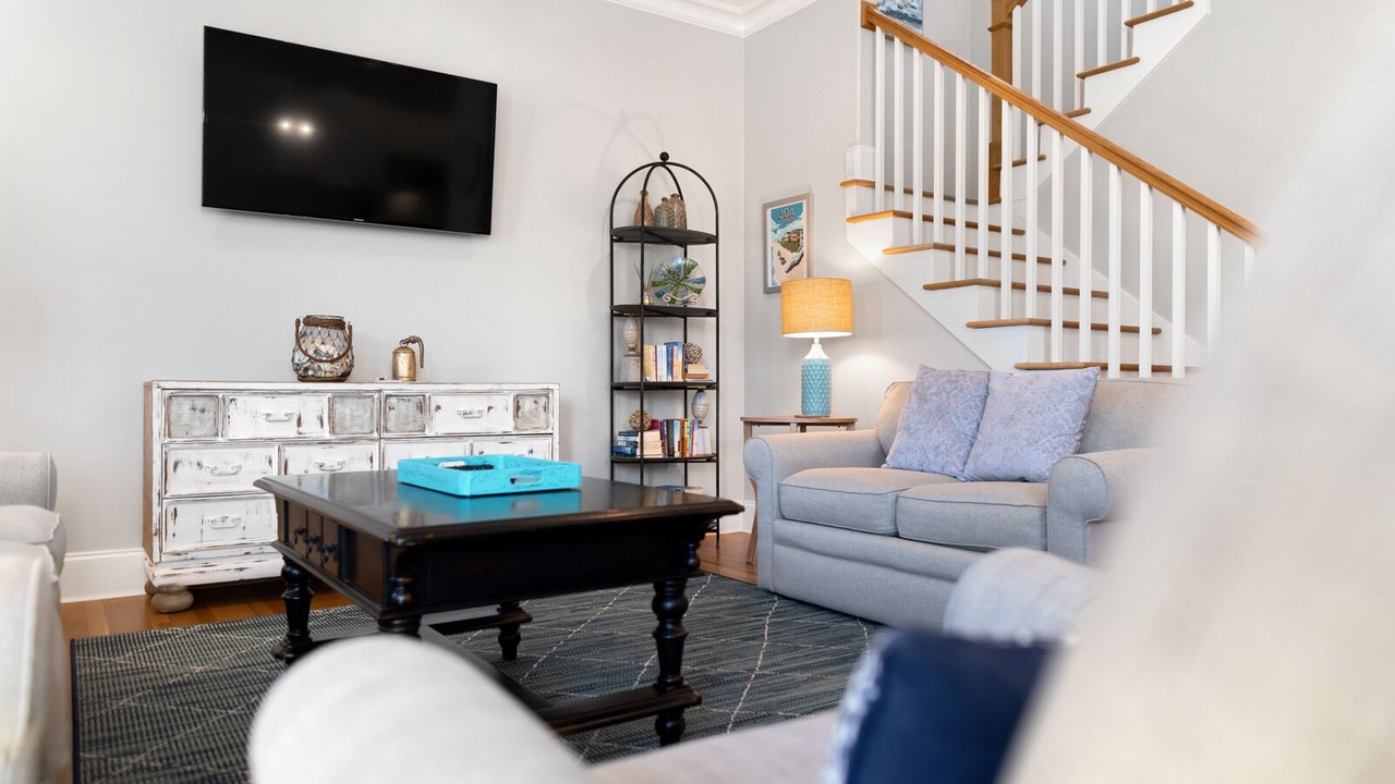 Photo of Livingroom in Lakeside at Blue Mountain Beach