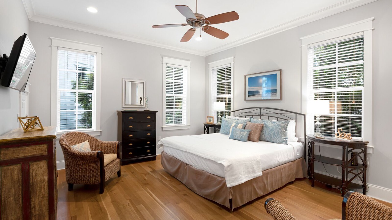 Photo of Bedroom in Lakeside at Blue Mountain Beach