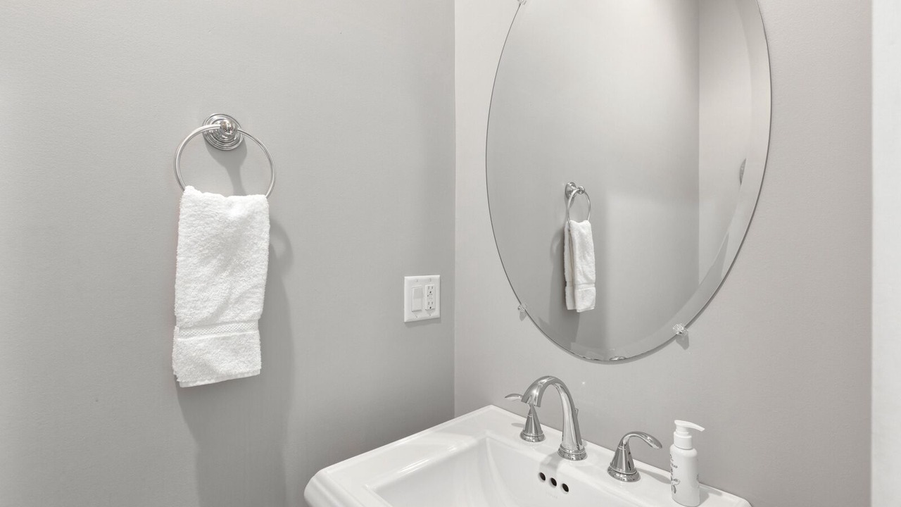 Photo of Bathroom in Lakeside at Blue Mountain Beach