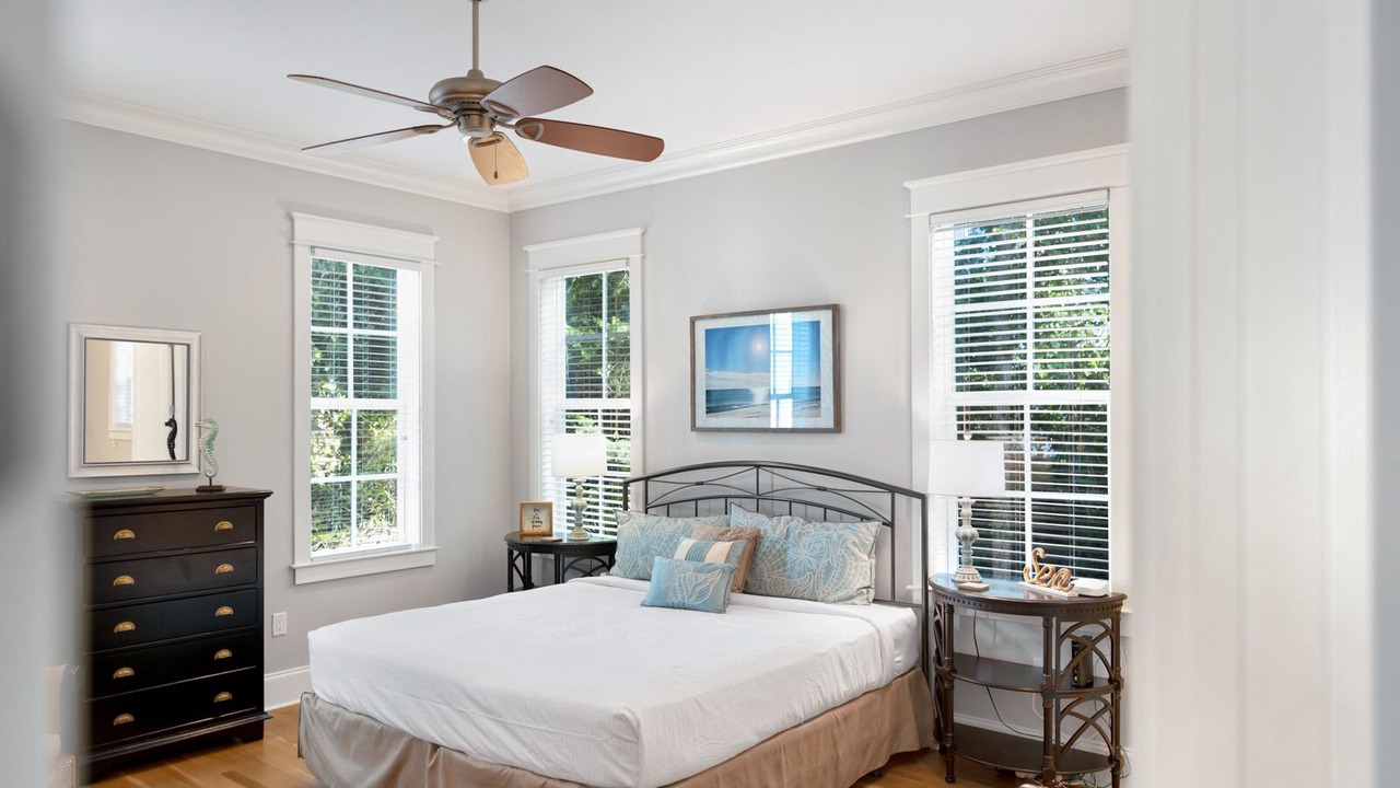 Photo of Bedroom in Lakeside at Blue Mountain Beach