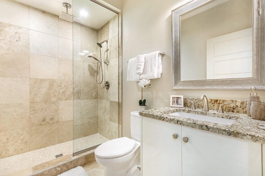 Photo of Bathroom in Central Business District