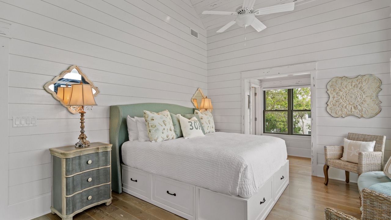 Photo of Bedroom in Seaside