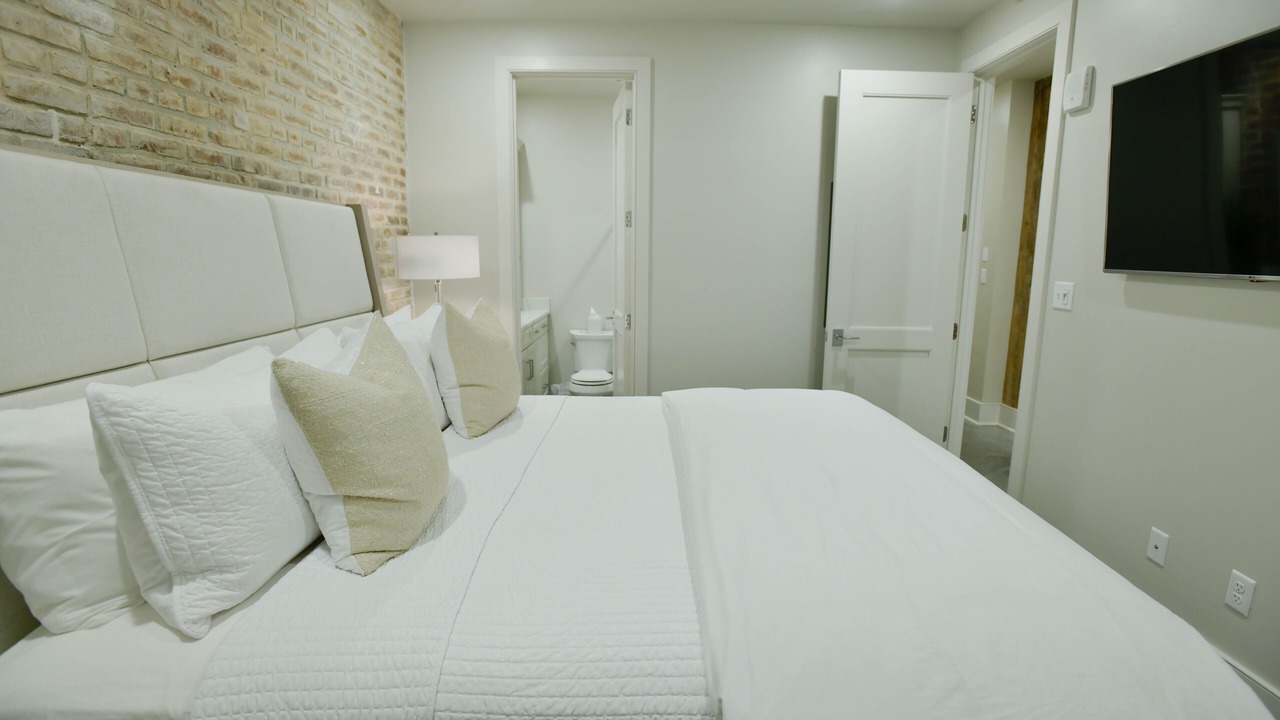 Photo of Bedroom in Central Business District