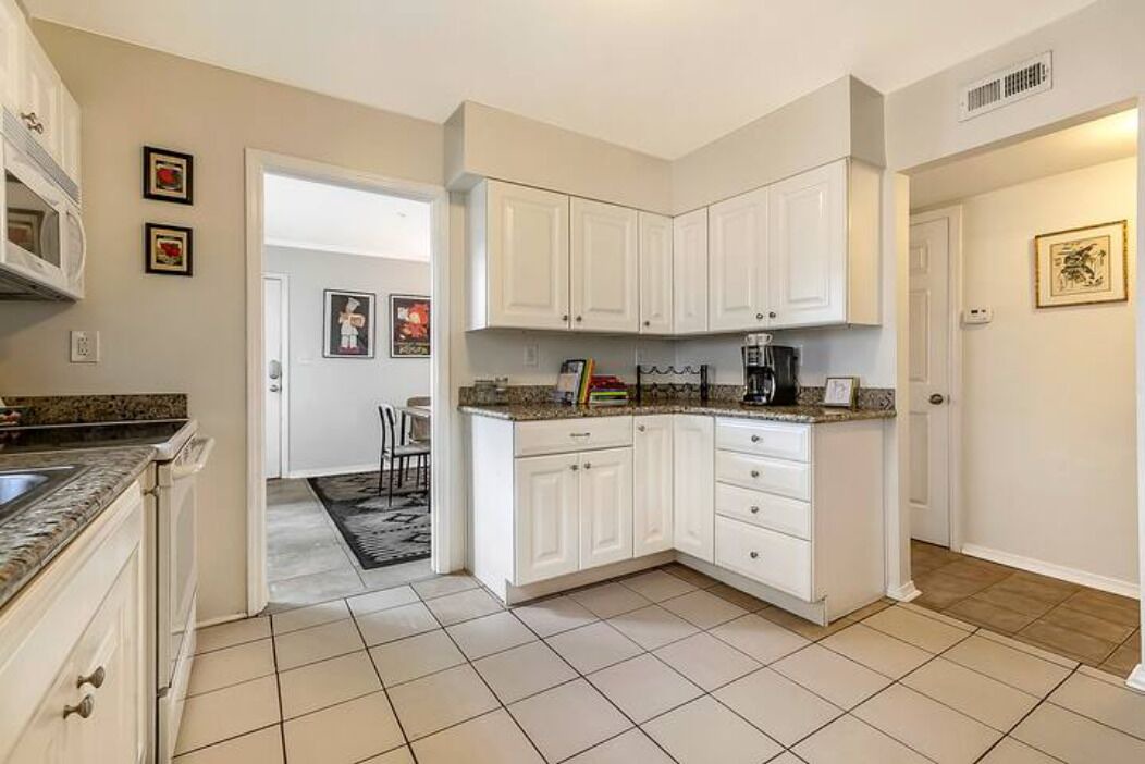 Photo of Kitchen in Broadmoor