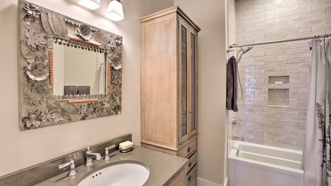 Photo of Bathroom in Slidell
