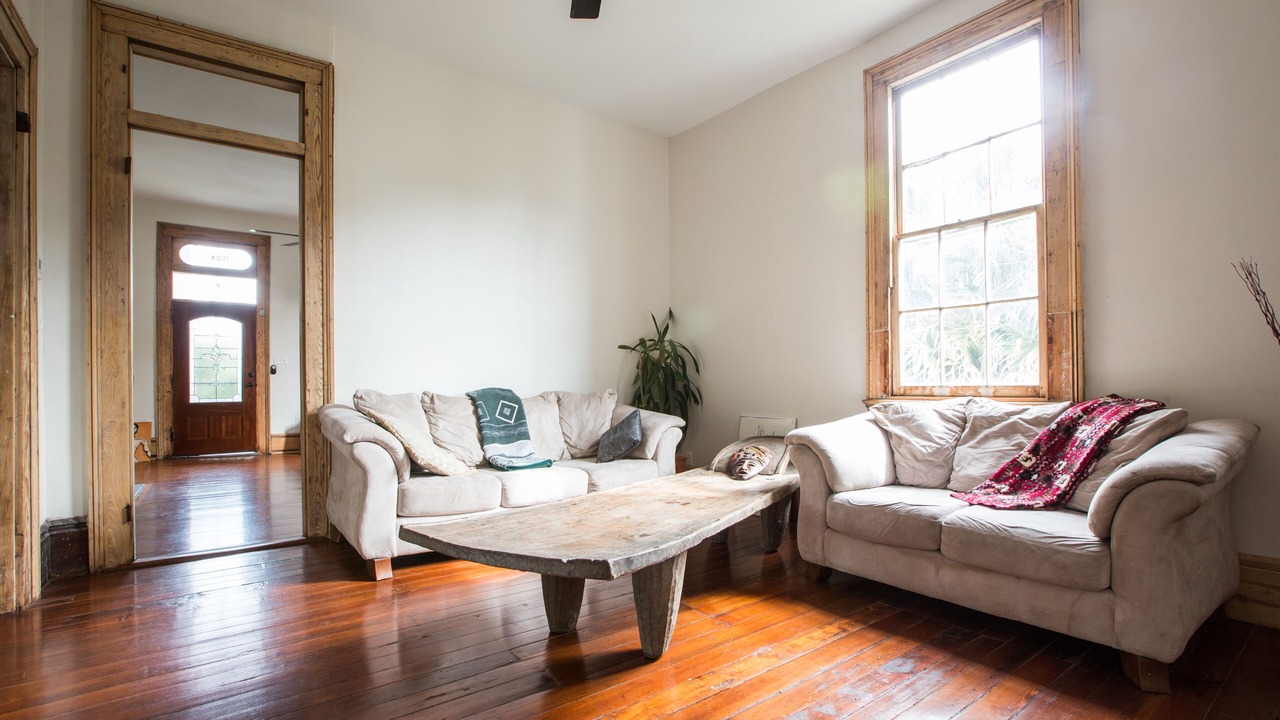 Photo of Livingroom in South 7th Ward