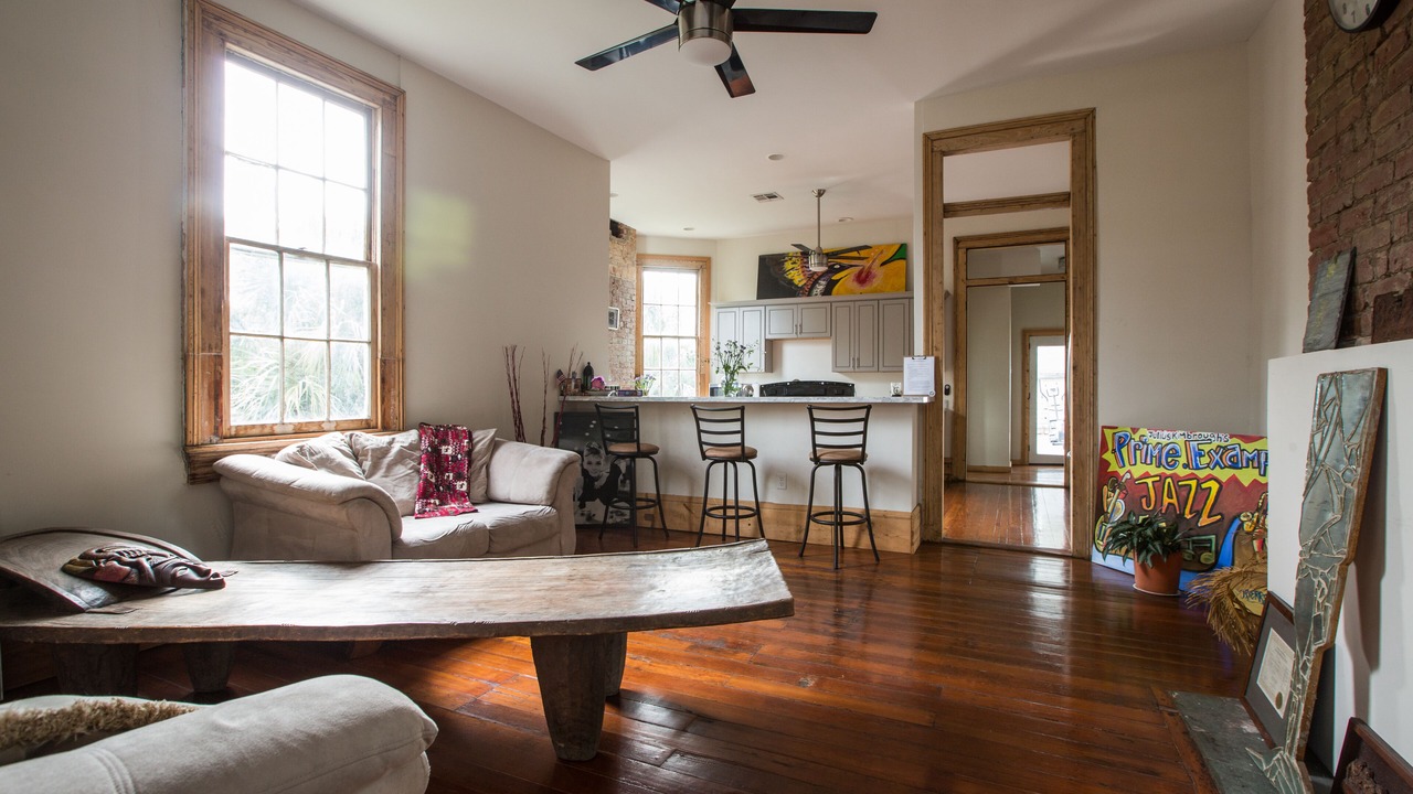 Photo of Livingroom in South 7th Ward