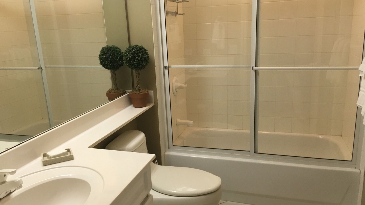 Photo of Bathroom in Ono Island