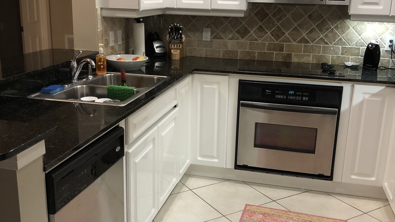 Photo of Kitchen in Ono Island