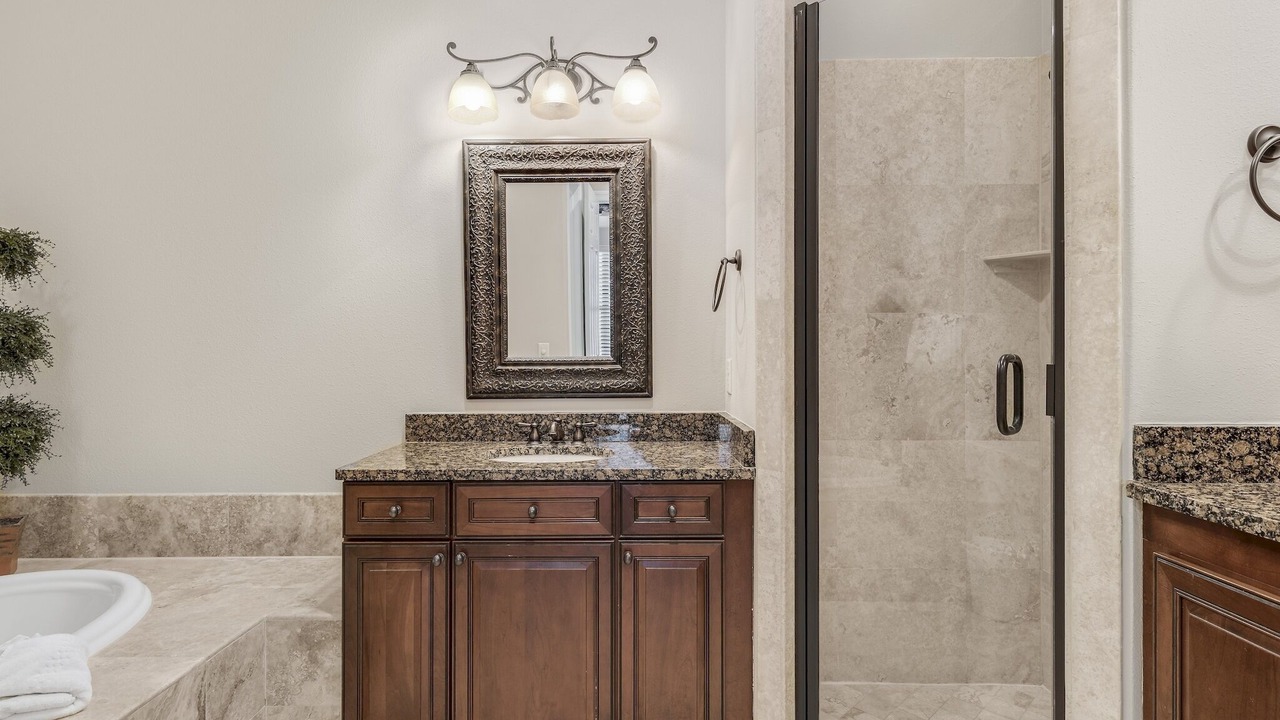 Photo of Bathroom in Villa Lago