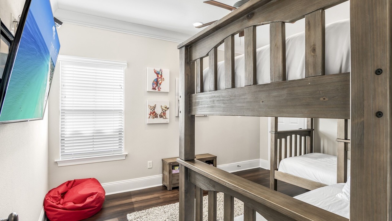 Photo of Bedroom in Villa Lago