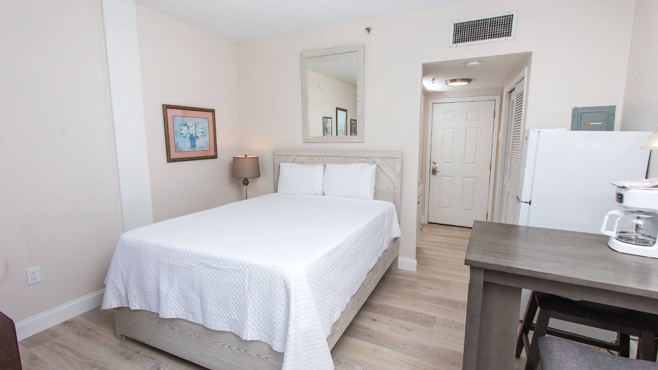 Photo of Bedroom in Mary Esther