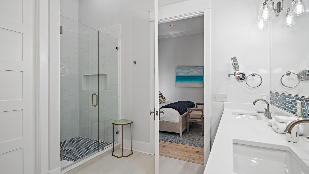 Photo of Bathroom in Cottage District