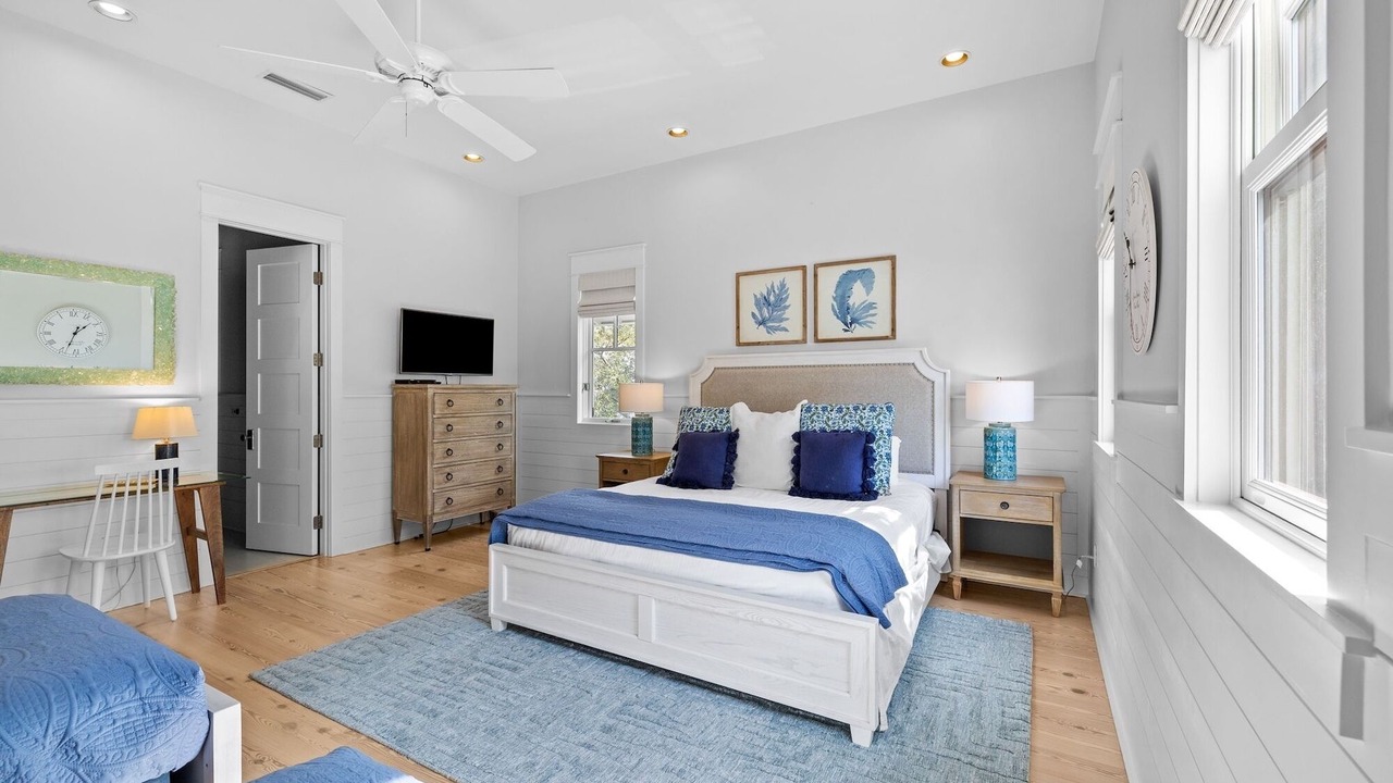 Photo of Bedroom in Cottage District