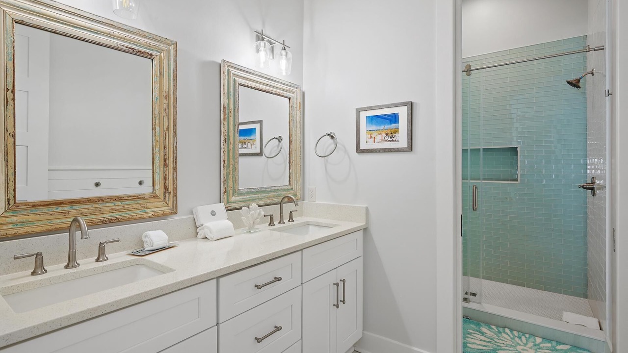 Photo of Bathroom in Cottage District