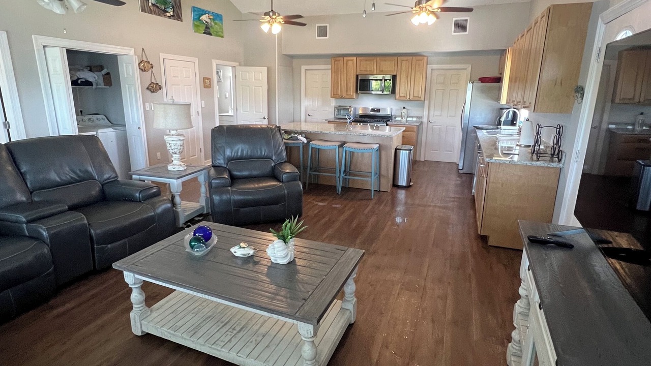 Photo of Livingroom in Chauvin