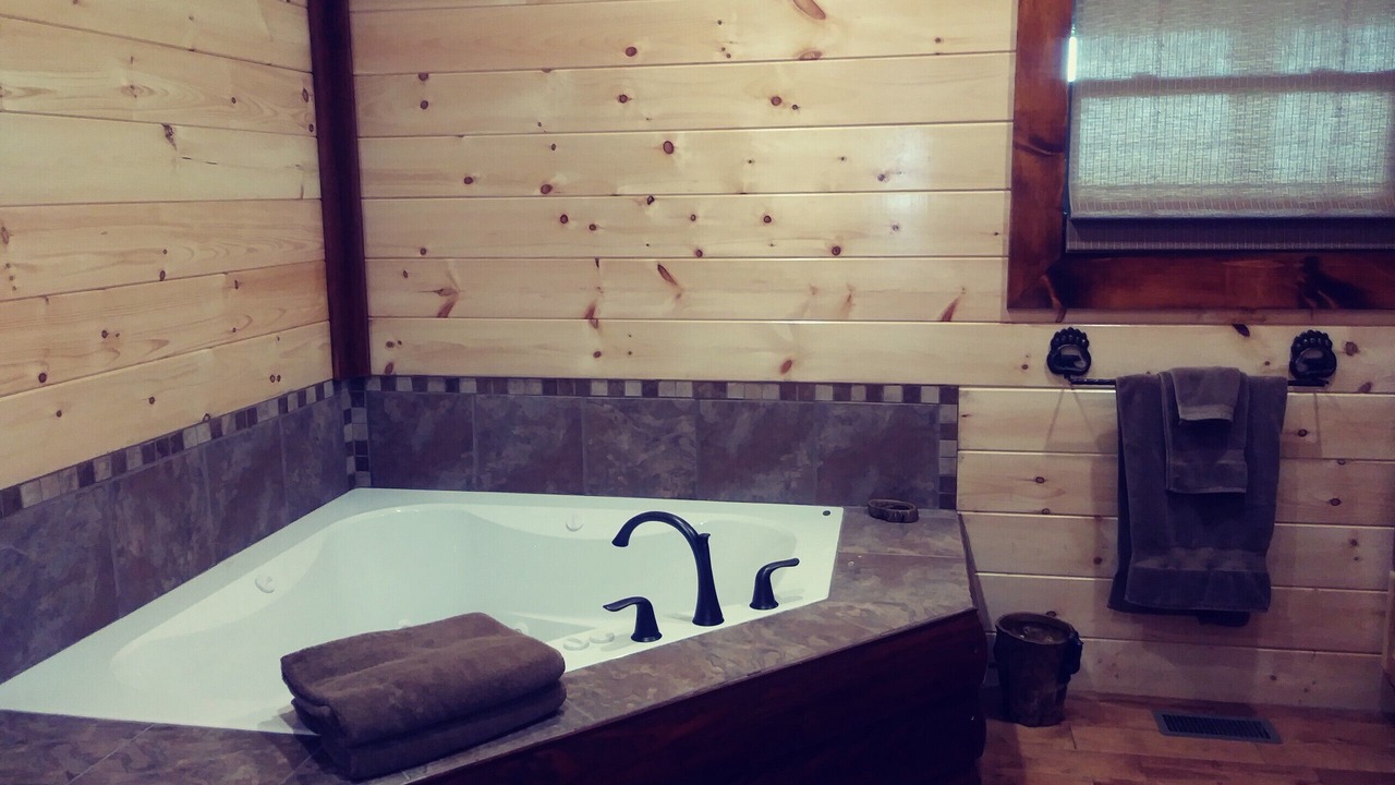 Photo of Bathroom in Fort Payne