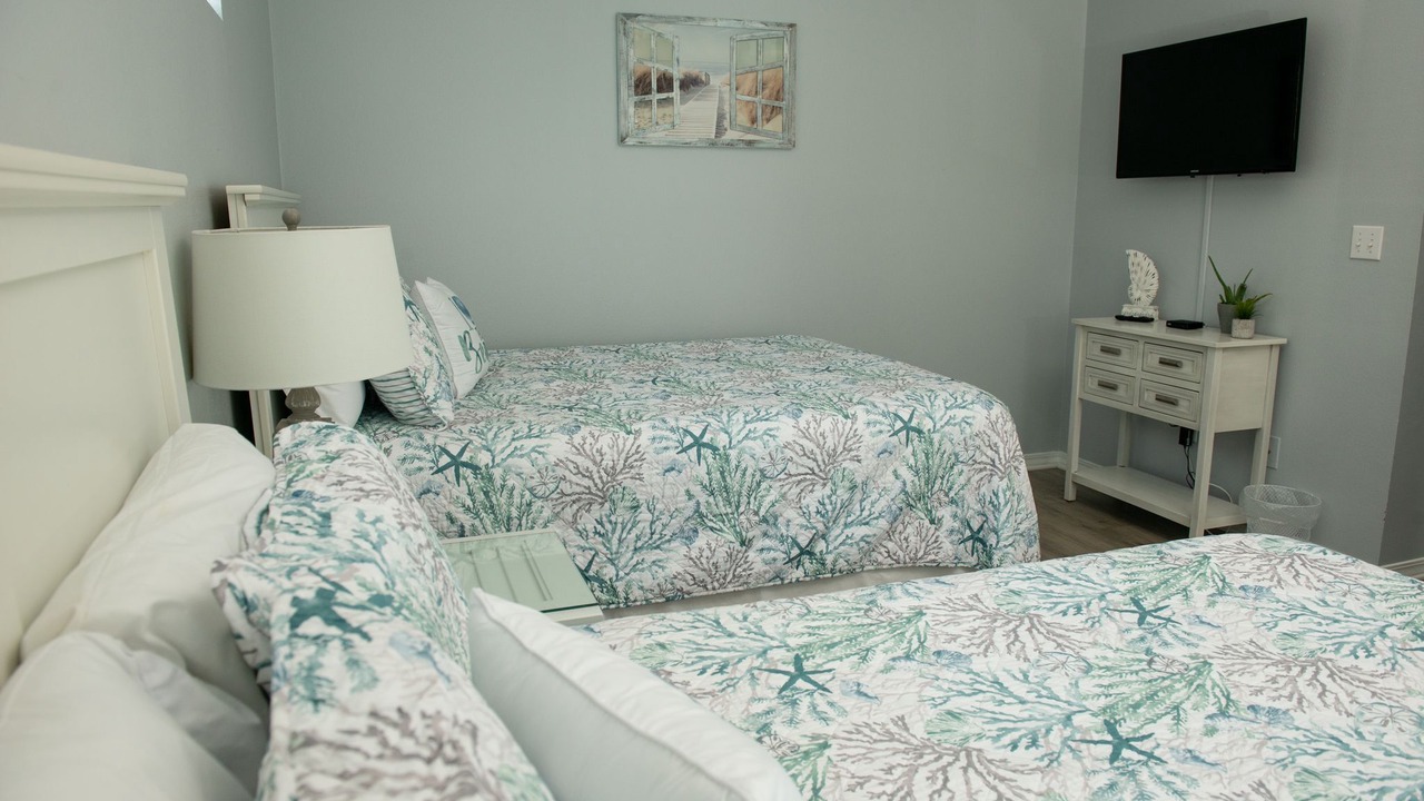 Photo of Bedroom in Crystal Beach