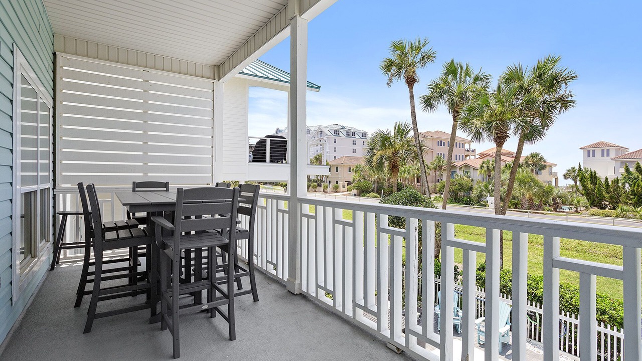 Photo of Patio Balcony in Crystal Shores