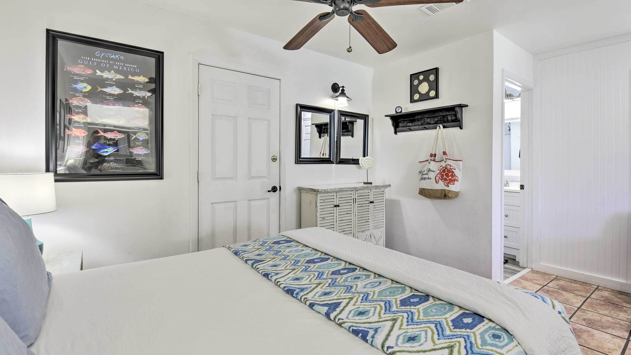 Photo of Bedroom in Gulfview Heights