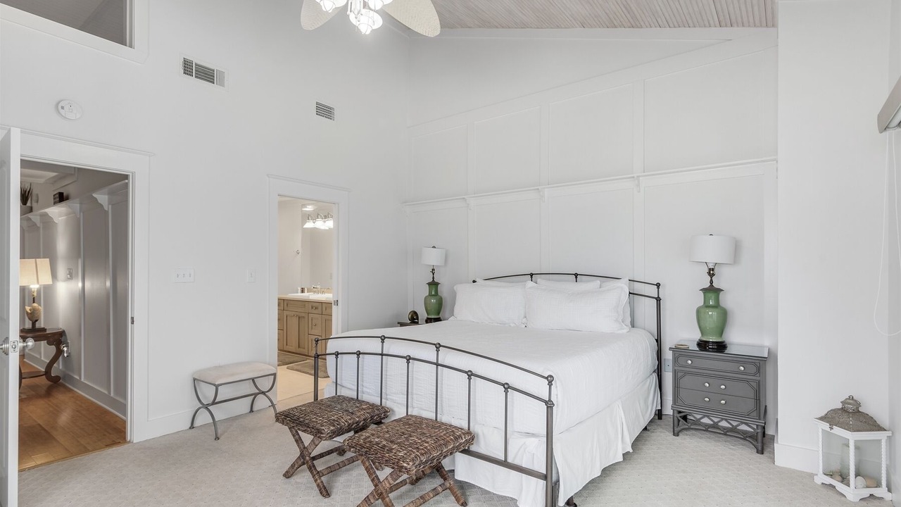 Photo of Bedroom in Seacrest