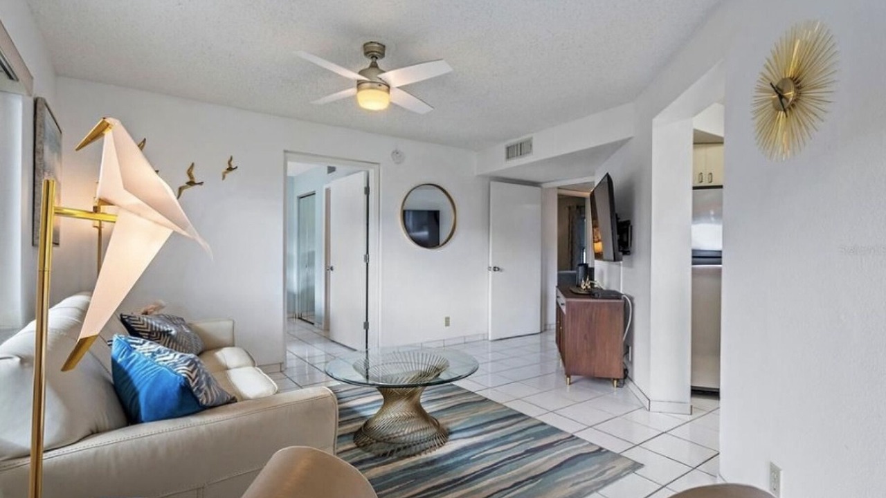 Photo of Livingroom in Tierra Verde