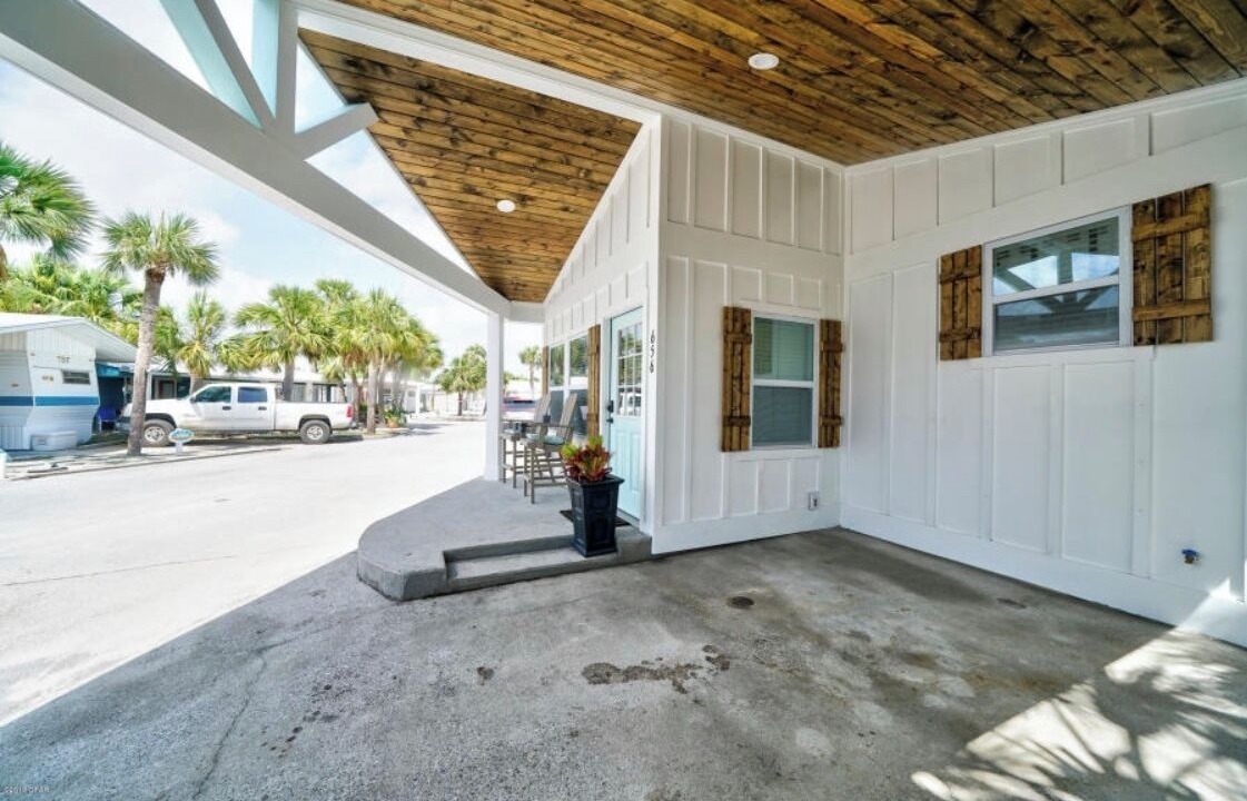 Photo of Outdoor in Lower Grand Lagoon