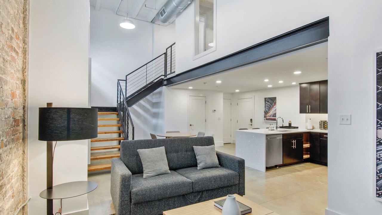 Photo of Livingroom in Central Business District