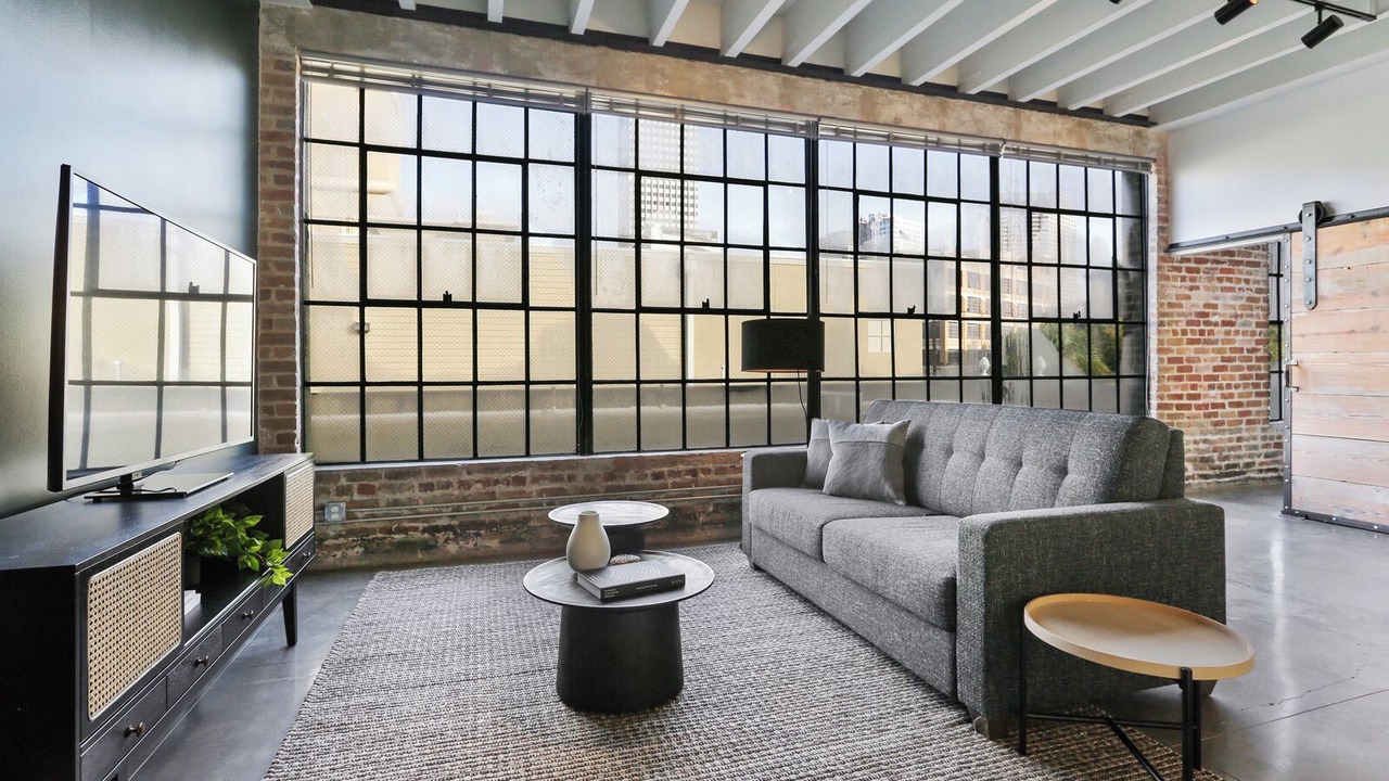 Photo of Livingroom in Central Business District