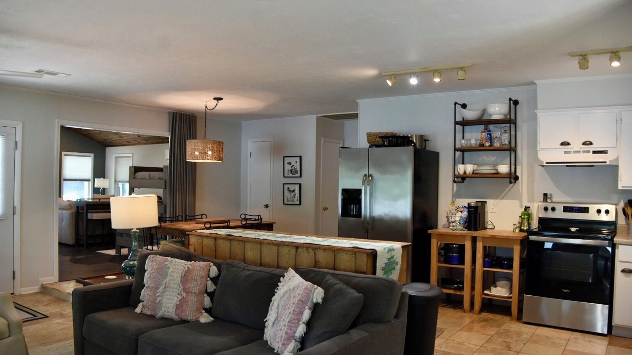 Photo of Livingroom in Dadeville