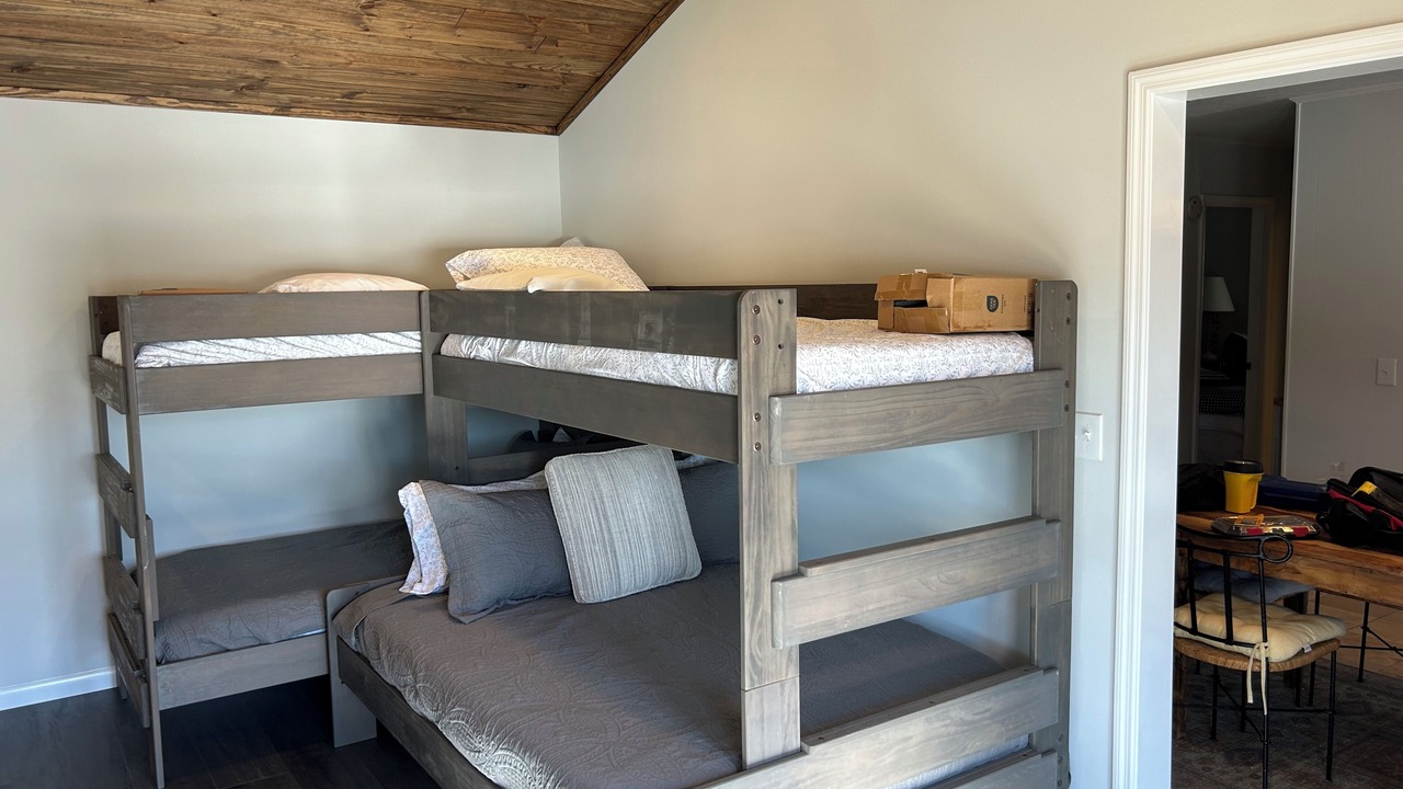 Photo of Bedroom in Dadeville