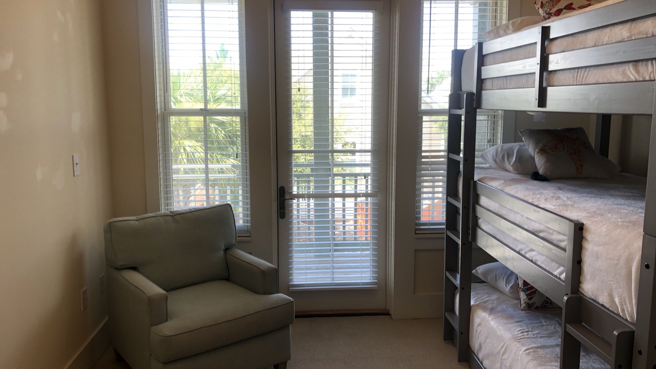 Photo of Bedroom in Dune Allen Beach