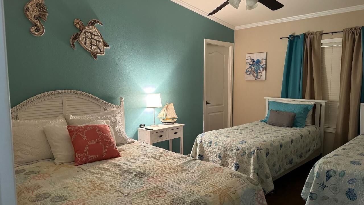 Photo of Bedroom in Steinhatchee