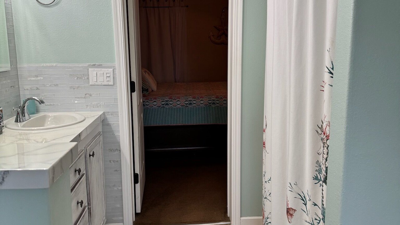 Photo of Bedroom in Steinhatchee