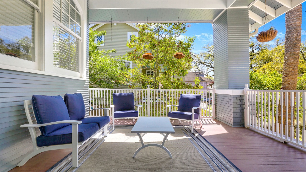 Photo of Outdoor in Mid-City
