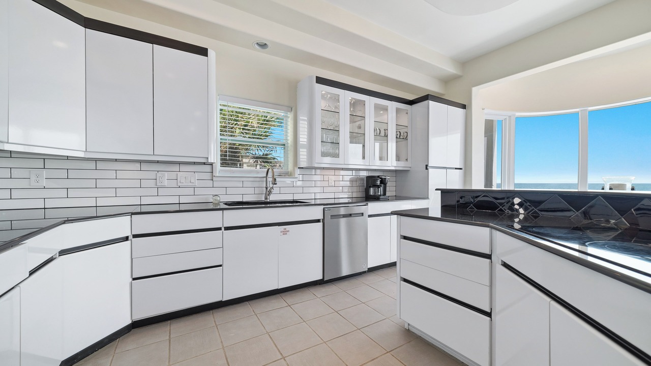 Photo of Kitchen in Ono Island