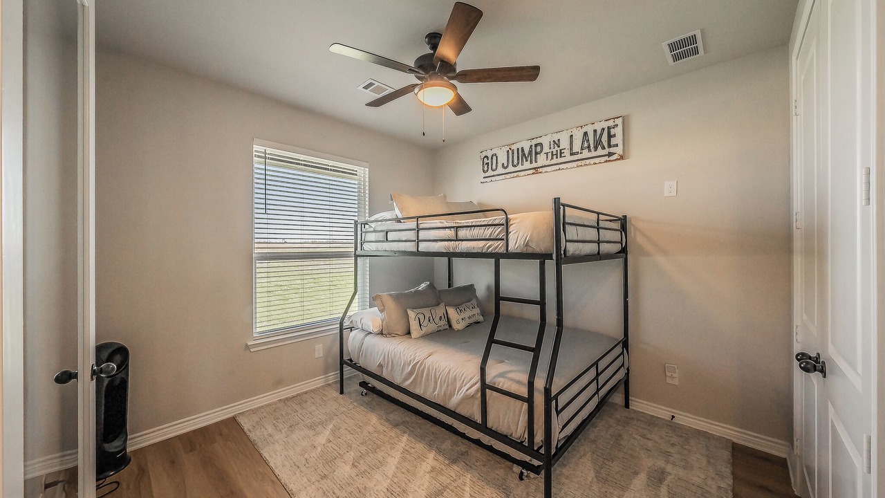 Photo of Bedroom in Eureka